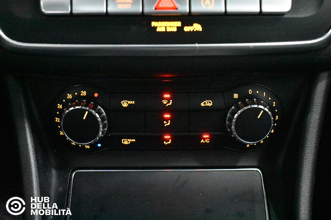 MERCEDES-BENZ CLA 180 d S.W. Automatic Sport